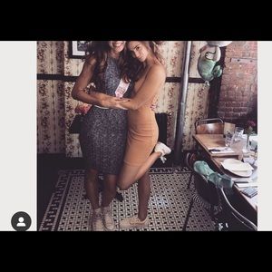 Beige Midi urban outfitters